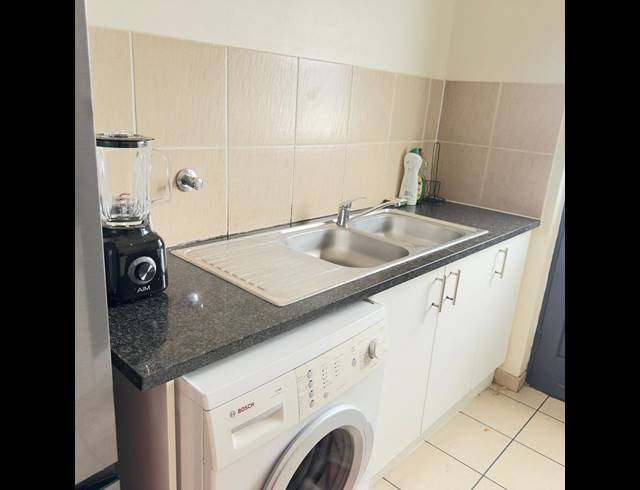 2 BEDROOM APARTMENT FOR SALE IN PARKLANDS EAST